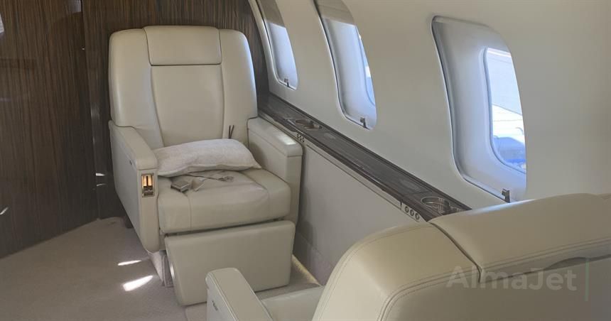 Challenger 605
