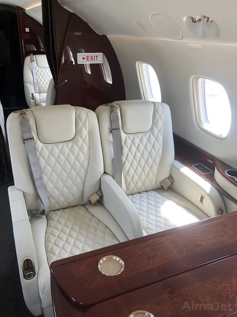 Embraer Legacy 650