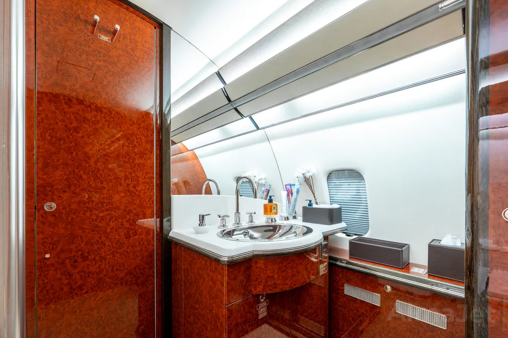 Challenger 850