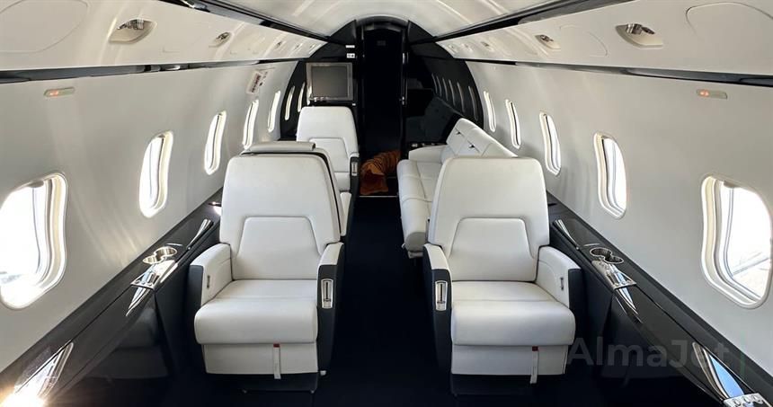 Challenger 300