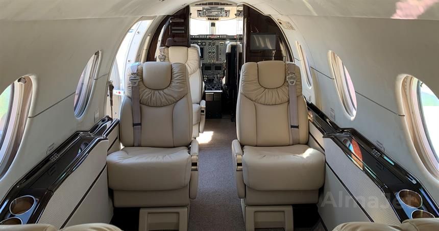 Hawker 400XP