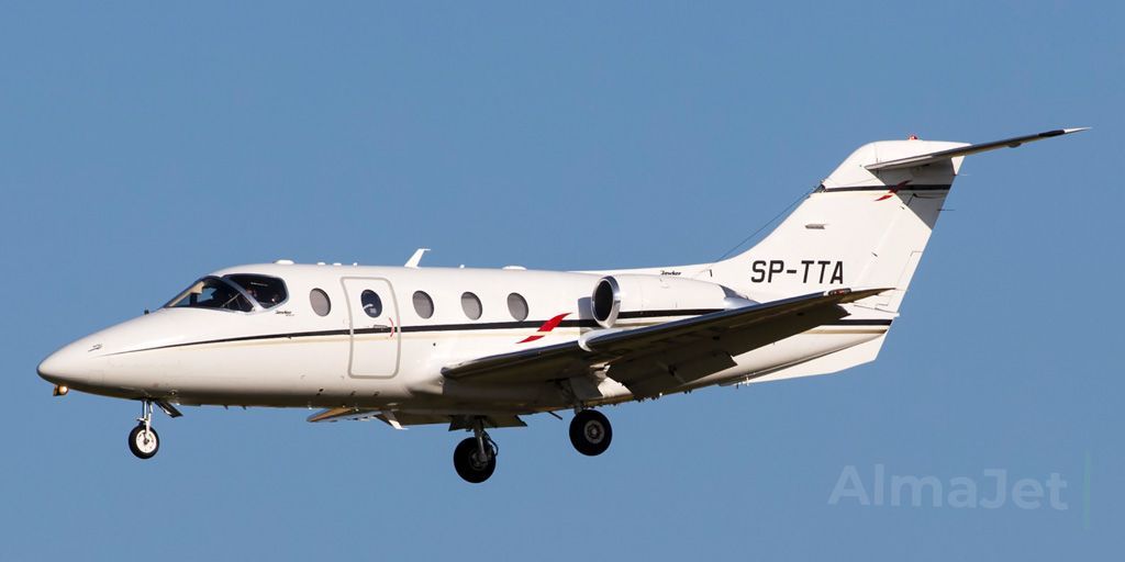 Hawker 400XP