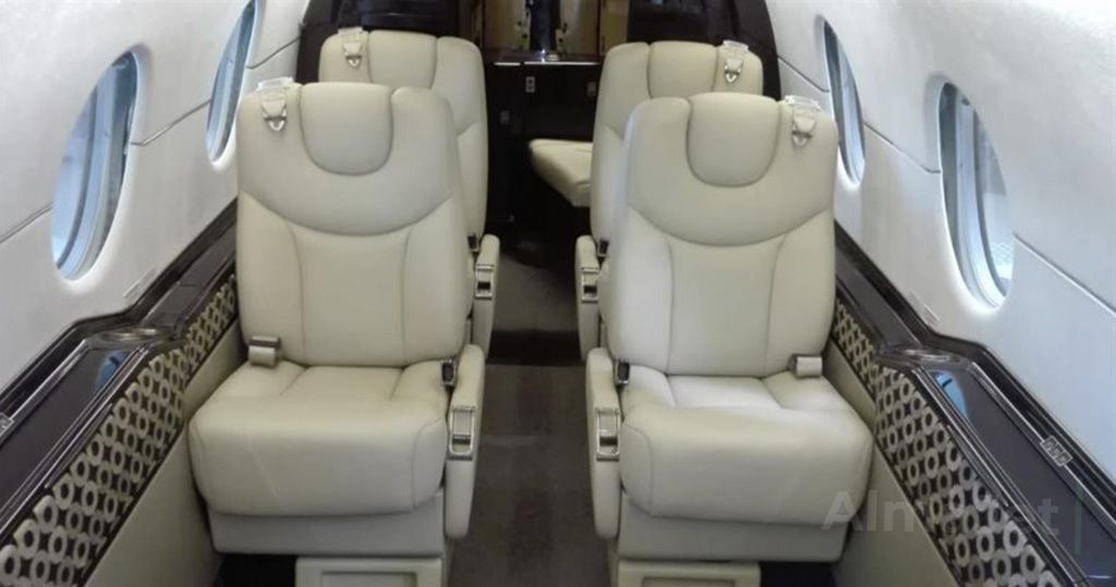 Hawker 400XP