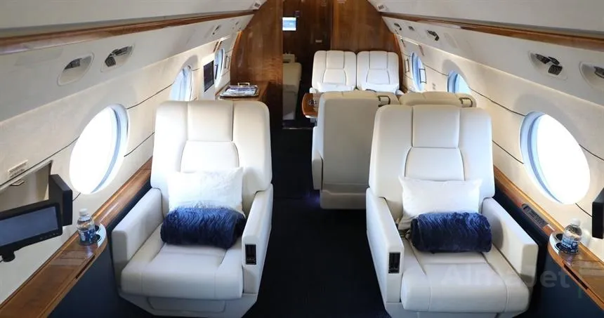 Gulfstream G-550