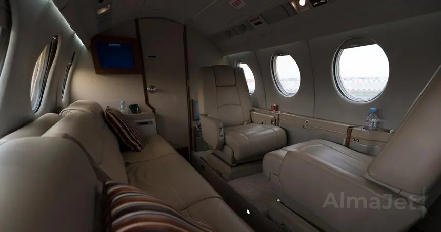 Falcon 50 B