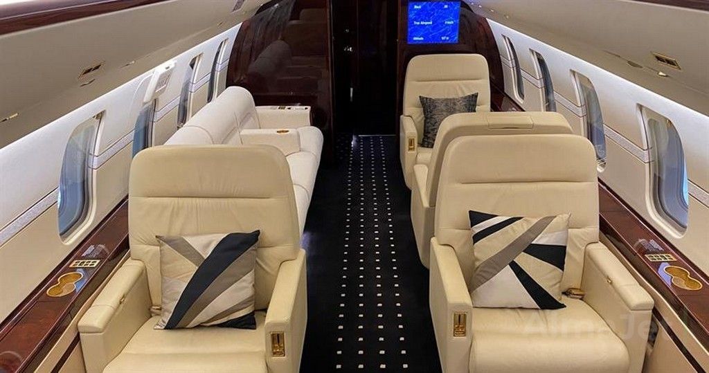 Challenger 605