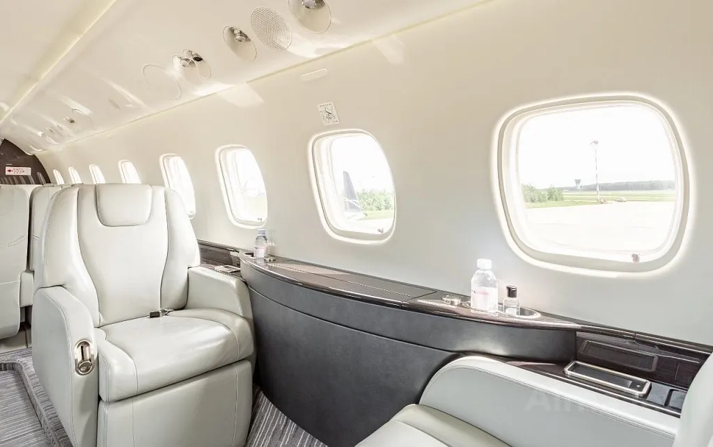 Embraer Legacy 650