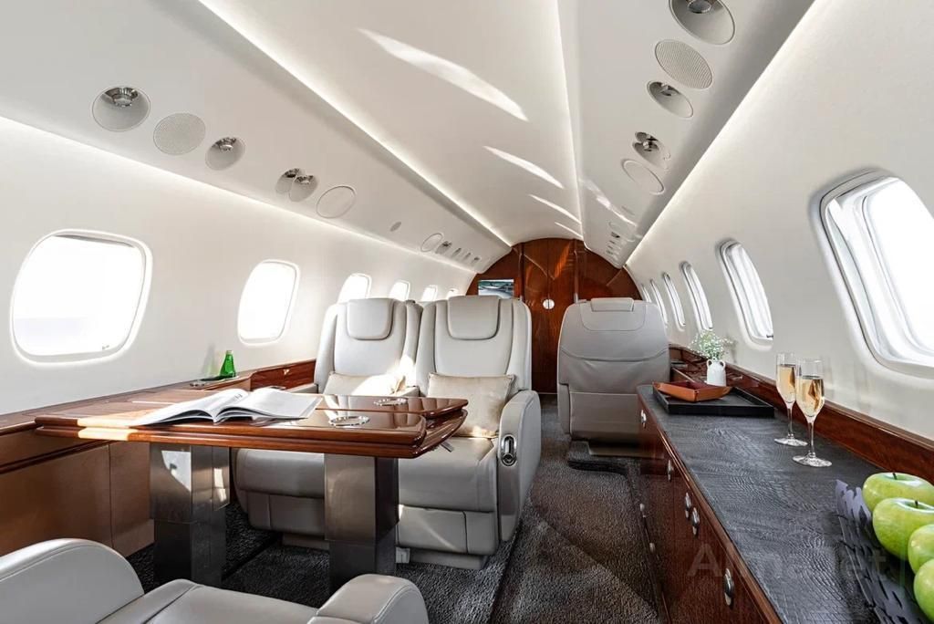 Embraer Legacy 650
