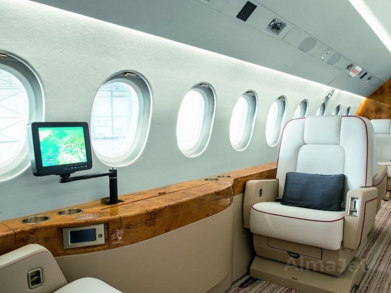 Falcon 2000LX