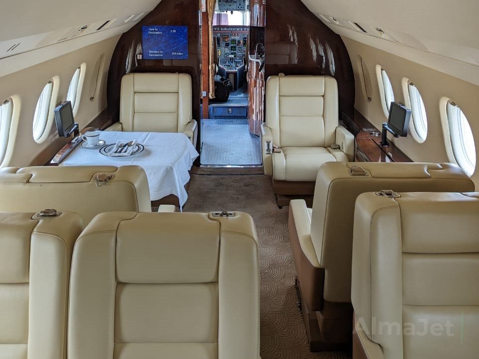 Falcon 2000