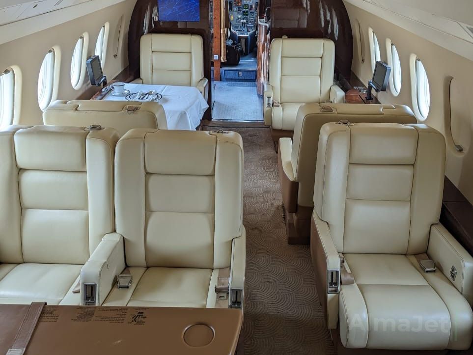 Falcon 2000