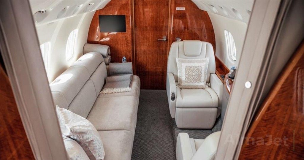 Embraer Legacy 650