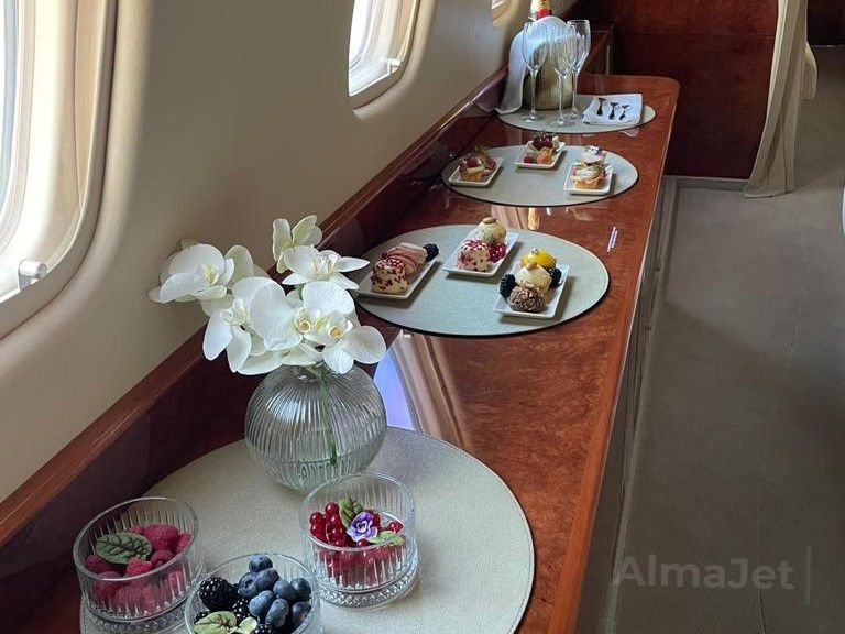 Embraer Legacy 650