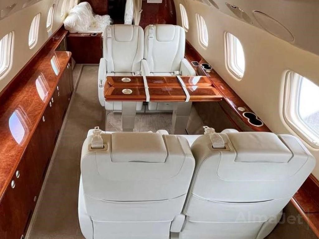 Embraer Legacy 650