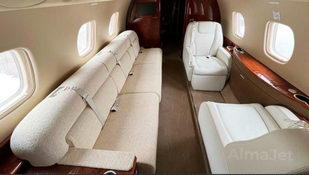 Embraer Legacy 650